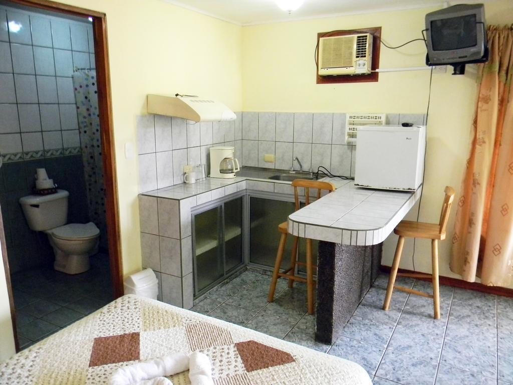 Cabinas Paraiso Pez Vela Quepos Exteriér fotografie